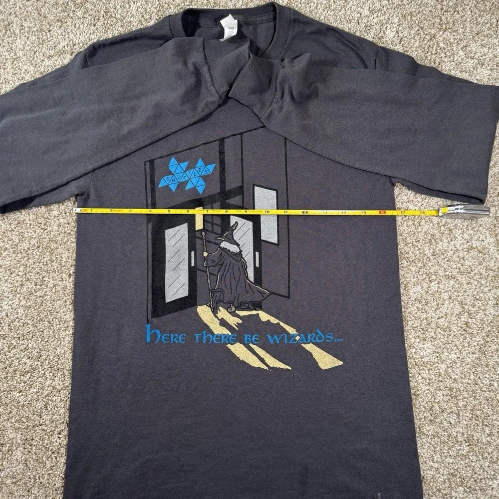 Here There Be Wizards Mens‎ Size S Dark Grey Long Sleeve Graphic T Shirt